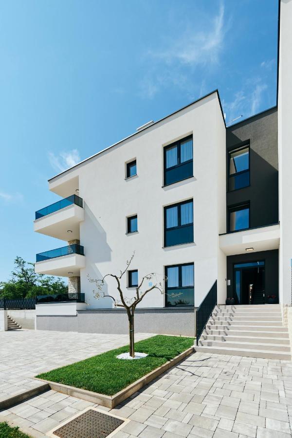 Apartments San Maris Umag Zewnętrze zdjęcie